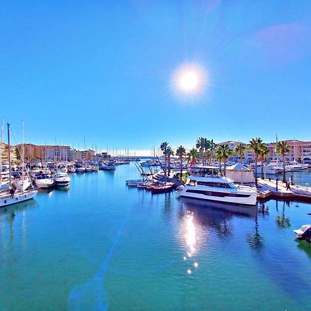 Port Frejus - Tout A Pied - Wifi - Clim المظهر الخارجي الصورة